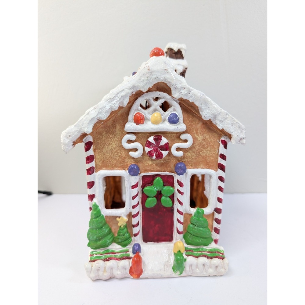 Yankee Candle Co Ceramic Gingerbread House/Base Candle Holder 9" Rare